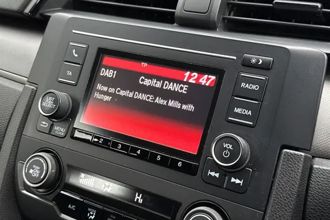 OW17MPY Honda Civic 1.0 VTEC Turbo SE 5dr Thumbnail #21