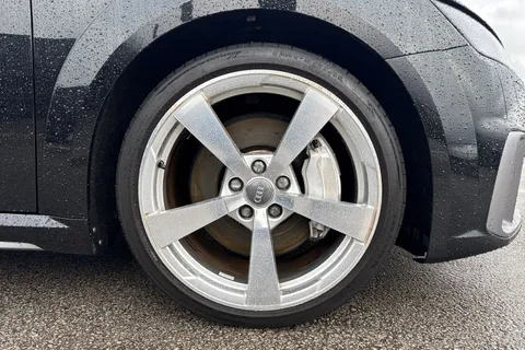 10 of 41 for Audi TT Coup- S line 45 TFSI 245 PS 6-speed