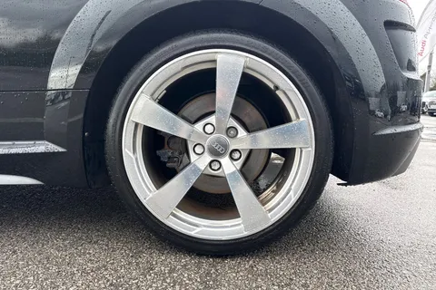 12 of 41 for Audi TT Coup- S line 45 TFSI 245 PS 6-speed