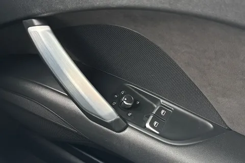 35 of 41 for Audi TT Coup- S line 45 TFSI 245 PS 6-speed