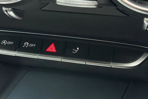 38 of 41 for Audi TT Coup- S line 45 TFSI 245 PS 6-speed