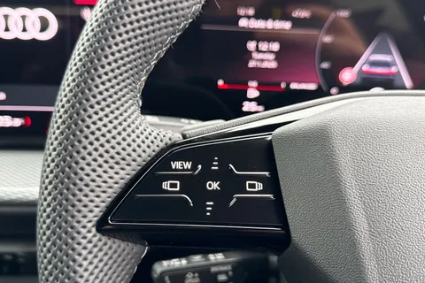  Audi Q5 2.0 TDI S line S Tronic quattro Euro 6 (s/s) 5dr Thumbnail #26