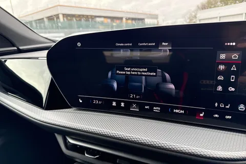  Audi Q5 2.0 TDI S line S Tronic quattro Euro 6 (s/s) 5dr Thumbnail #49