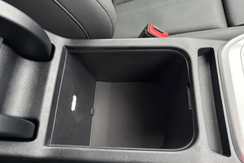  Audi Q5 2.0 TDI S line S Tronic quattro Euro 6 (s/s) 5dr Thumbnail #52