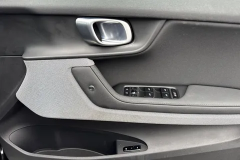 OV23PCY Polestar Polestar 2 Single Motor 78kWh Long Range Fastback Auto FWD 5dr Thumbnail #22