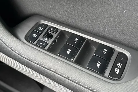 OV23PCY Polestar Polestar 2 Single Motor 78kWh Long Range Fastback Auto FWD 5dr Thumbnail #38