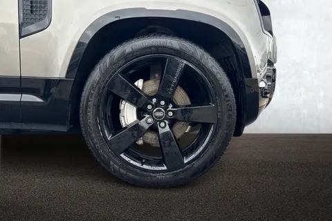 KN25UJL Land Rover Defender 110 3.0 D350 X-Dynamic HSE 5dr Thumbnail #10