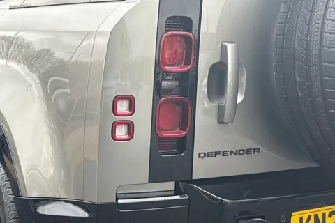 KN25UJL Land Rover Defender 110 3.0 D350 X-Dynamic HSE 5dr Thumbnail #21