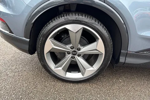 10 of 57 for Audi Q4 e-tron 40 Black Edition Sportback Auto 5dr 82kWh