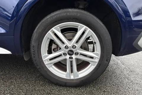 AE73XFO Audi Q5 S line 50 TFSI e quattro 299 PS S tronic Thumbnail #12