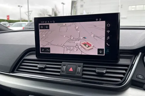 AE73XFO Audi Q5 S line 50 TFSI e quattro 299 PS S tronic Thumbnail #18