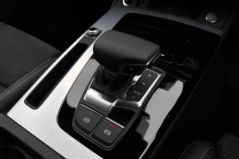 AE73XFO Audi Q5 S line 50 TFSI e quattro 299 PS S tronic Thumbnail #24