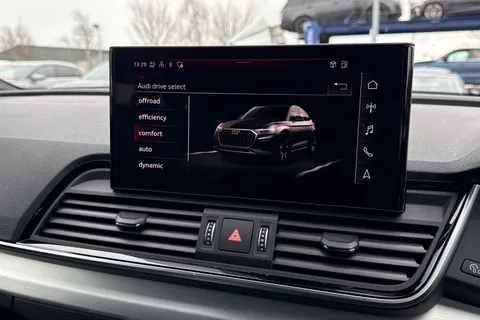 AE73XFO Audi Q5 S line 50 TFSI e quattro 299 PS S tronic Thumbnail #30