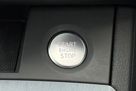 AE73XFO Audi Q5 S line 50 TFSI e quattro 299 PS S tronic Thumbnail #49