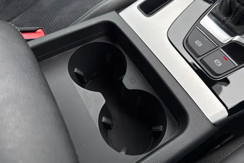 AE73XFO Audi Q5 S line 50 TFSI e quattro 299 PS S tronic Thumbnail #54