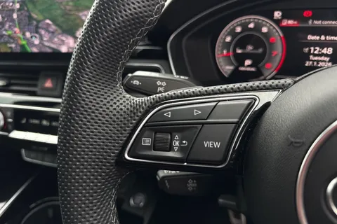 DW24HBZ Audi A4 2.0 TFSI 35 Black Edition S Tronic Euro 6 (s/s) 4dr Thumbnail #28