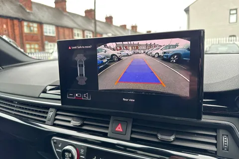 DW24HBZ Audi A4 2.0 TFSI 35 Black Edition S Tronic Euro 6 (s/s) 4dr Thumbnail #37