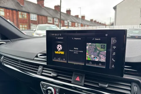 DW24HBZ Audi A4 2.0 TFSI 35 Black Edition S Tronic Euro 6 (s/s) 4dr Thumbnail #43