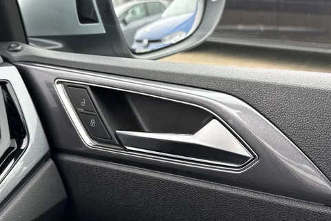 MH22KBU Volkswagen Taigo 1.0 TSI 110 Style 5dr **REAR CAM** Thumbnail #22