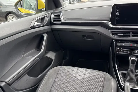 MM24AUX Volkswagen T-Cross 1.0 TSI 115 R-Line 5dr DSG Thumbnail #16