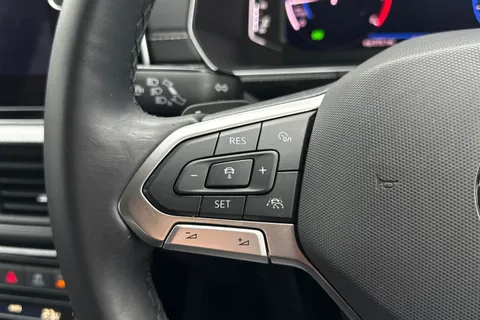 MM24AUX Volkswagen T-Cross 1.0 TSI 115 R-Line 5dr DSG Thumbnail #34