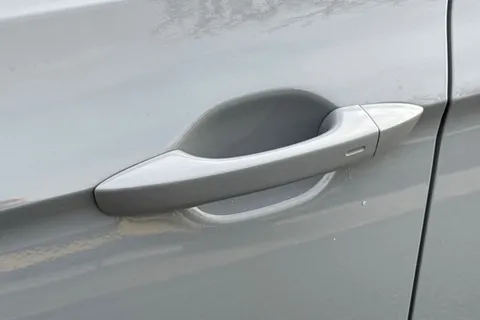 AF70JYW Volkswagen Passat 2.0 BiTDI R-Line Edition DSG 4Motion Euro 6 (s/s) 5dr Thumbnail #31