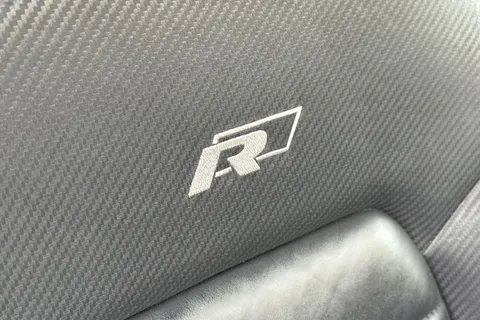 AF70JYW Volkswagen Passat 2.0 BiTDI R-Line Edition DSG 4Motion Euro 6 (s/s) 5dr Thumbnail #34