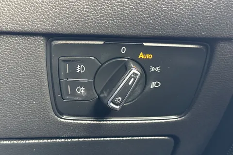 AF70JYW Volkswagen Passat 2.0 BiTDI R-Line Edition DSG 4Motion Euro 6 (s/s) 5dr Thumbnail #39