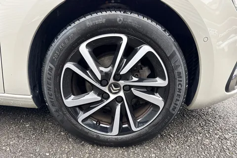 YC22LCZ Citroën Grand C4 Spacetourer 1.2 PureTech Shine Euro 6 (s/s) 5dr Thumbnail #25