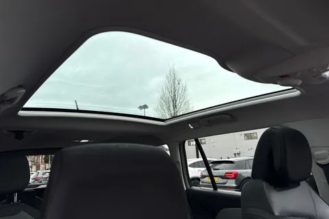 YC22LCZ Citroën Grand C4 Spacetourer 1.2 PureTech Shine Euro 6 (s/s) 5dr Thumbnail #29