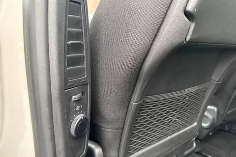 YC22LCZ Citroën Grand C4 Spacetourer 1.2 PureTech Shine Euro 6 (s/s) 5dr Thumbnail #38