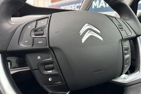 YC22LCZ Citroën Grand C4 Spacetourer 1.2 PureTech Shine Euro 6 (s/s) 5dr Thumbnail #47