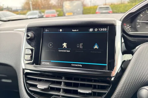 YA69YKS PEUGEOT 208 1.2 PureTech Tech Edition Euro 6 (s/s) 5dr Thumbnail #49