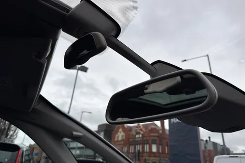 YC22LCZ Citroën Grand C4 Spacetourer 1.2 PureTech Shine Euro 6 (s/s) 5dr Thumbnail #56