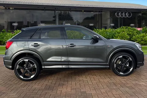  Audi Q2 1.5 TFSI CoD 35 Black Edition S Tronic Euro 6 (s/s) 5dr Thumbnail #4