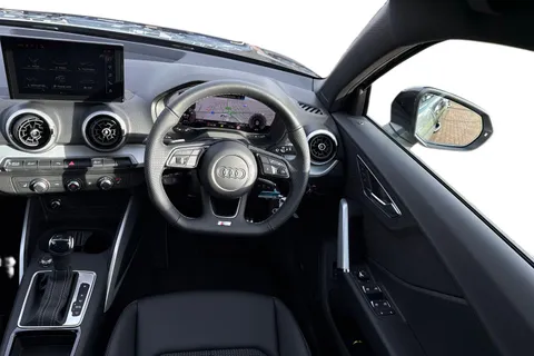  Audi Q2 1.5 TFSI CoD 35 Black Edition S Tronic Euro 6 (s/s) 5dr Thumbnail #13