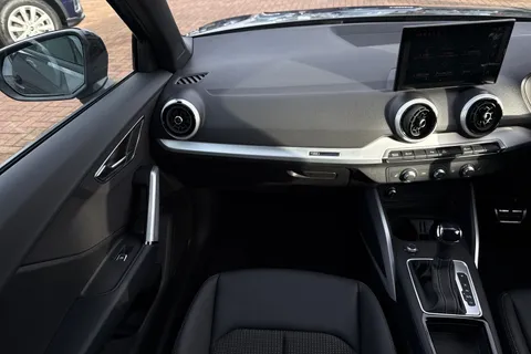  Audi Q2 1.5 TFSI CoD 35 Black Edition S Tronic Euro 6 (s/s) 5dr Thumbnail #15