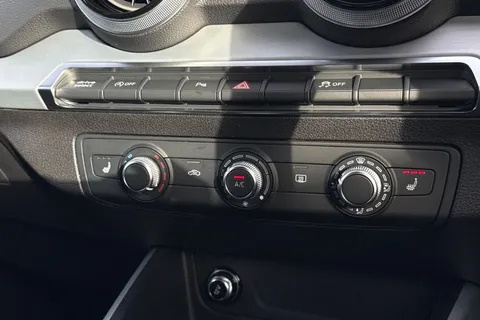  Audi Q2 1.5 TFSI CoD 35 Black Edition S Tronic Euro 6 (s/s) 5dr Thumbnail #19