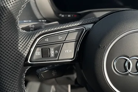  Audi Q2 1.5 TFSI CoD 35 Black Edition S Tronic Euro 6 (s/s) 5dr Thumbnail #48