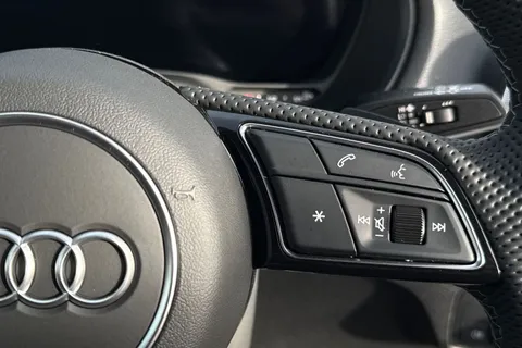  Audi Q2 1.5 TFSI CoD 35 Black Edition S Tronic Euro 6 (s/s) 5dr Thumbnail #49