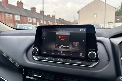 FT23MHN Nissan Qashqai 1.3 DIG-T MHEV Acenta Premium XTRON Euro 6 (s/s) 5dr Thumbnail #13