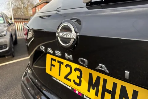 FT23MHN Nissan Qashqai 1.3 DIG-T MHEV Acenta Premium XTRON Euro 6 (s/s) 5dr Thumbnail #26