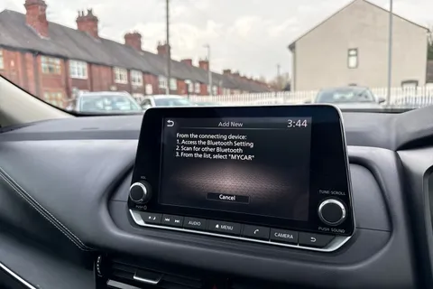 FT23MHN Nissan Qashqai 1.3 DIG-T MHEV Acenta Premium XTRON Euro 6 (s/s) 5dr Thumbnail #30