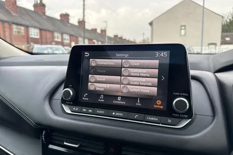 FT23MHN Nissan Qashqai 1.3 DIG-T MHEV Acenta Premium XTRON Euro 6 (s/s) 5dr Thumbnail #31