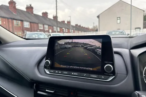 FT23MHN Nissan Qashqai 1.3 DIG-T MHEV Acenta Premium XTRON Euro 6 (s/s) 5dr Thumbnail #33