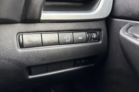 FT23MHN Nissan Qashqai 1.3 DIG-T MHEV Acenta Premium XTRON Euro 6 (s/s) 5dr Thumbnail #36