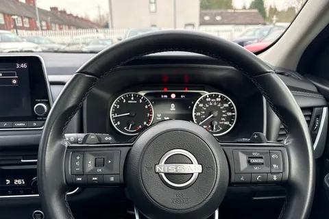 FT23MHN Nissan Qashqai 1.3 DIG-T MHEV Acenta Premium XTRON Euro 6 (s/s) 5dr Thumbnail #44