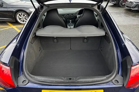 6 of 55 for Audi TT Coup- Black Edition 40 TFSI 197 PS S tronic