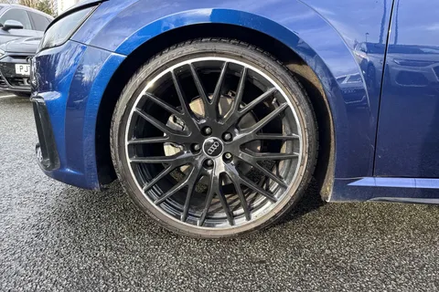 10 of 55 for Audi TT Coup- Black Edition 40 TFSI 197 PS S tronic