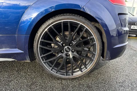 12 of 55 for Audi TT Coup- Black Edition 40 TFSI 197 PS S tronic